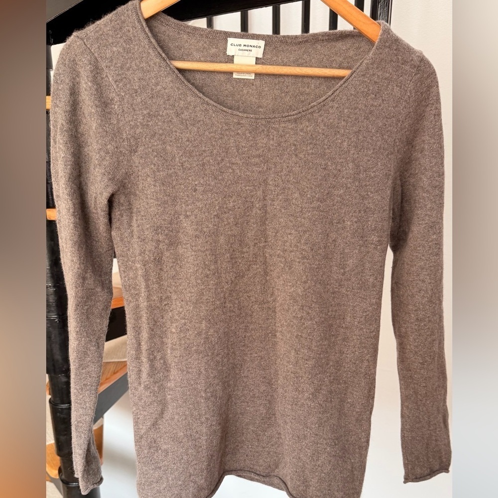 Club Monaco Women’s Gray Long Sleeve Cashmere Sweater Size Small